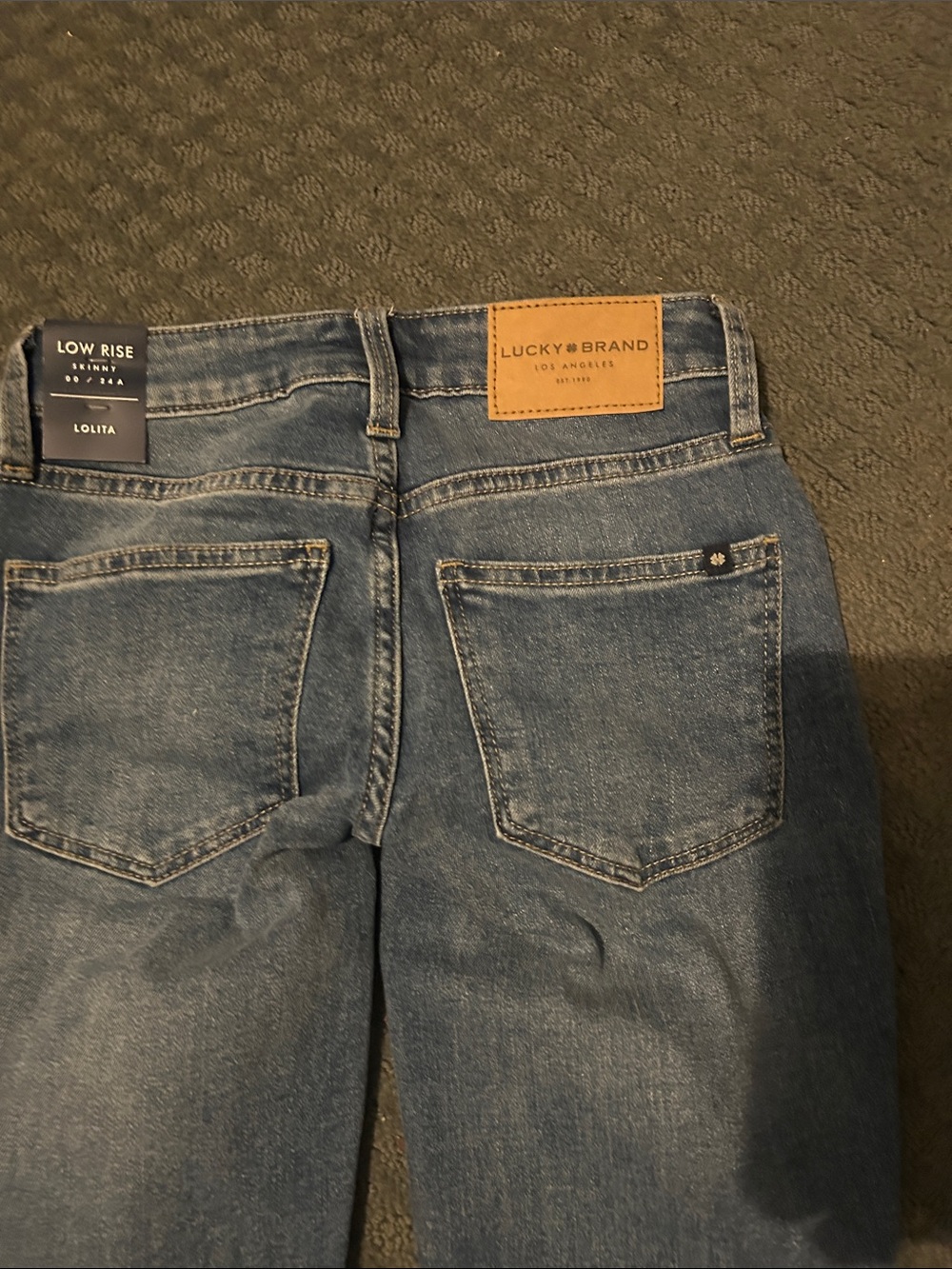 Lucky 🍀 Brand Distressed low rise Skinny Jeans - Picture 7 of 7